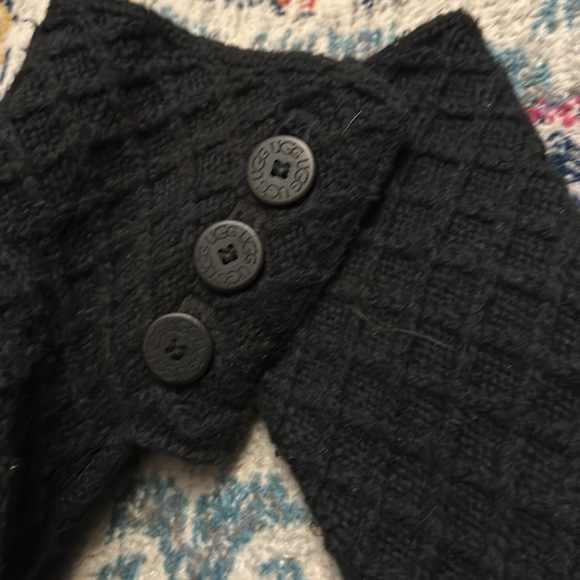 Ugg // tall Bailey button boot in black sweater - Picture 3 of 6